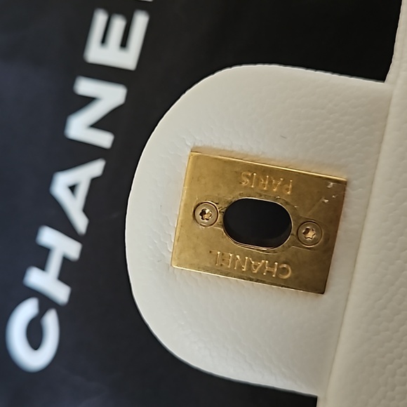 NEW Chanel White Caviar Shoulder Mini Flap Bag Gold Heart 10601 AUTHENTIC NWT - Picture 11 of 17